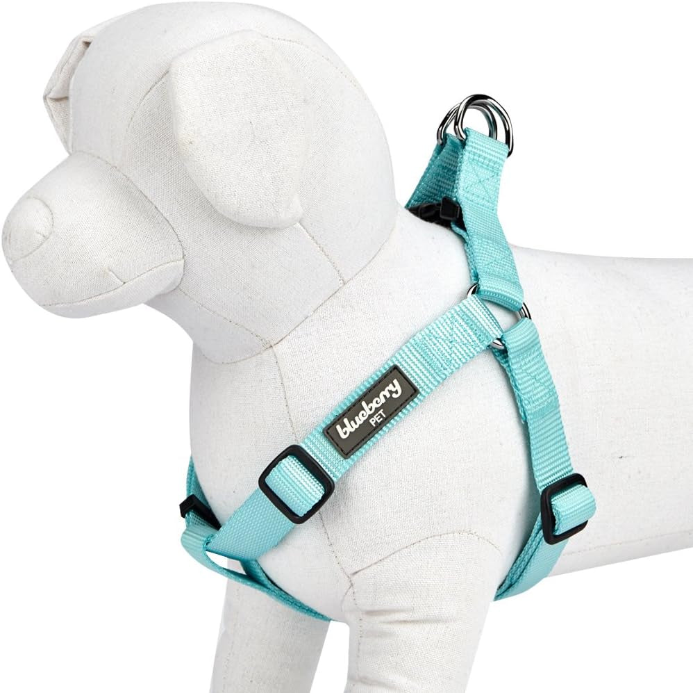 Upgrade your pup's style with our Lavender Step-In Dog Harness! Perfect fit for medium dogs with a chest girth of 20"-26". Adjustable & durable for all adventures! 🐾💜