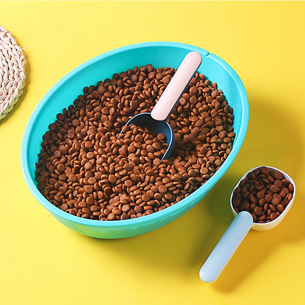 Ergonomic Pet Food Scoop with Clip Handle - Perfect for Cats, Puppies & Small Dogs - 1 Cup Measuring Spoon with Long Handle for Easy Feeding