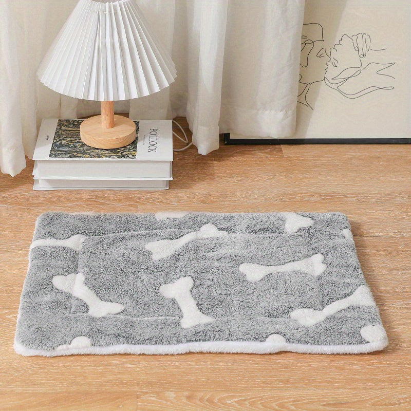 Cozy Self-Warming Pet Bed Mat - Washable, Reversible Fleece for Dogs & Cats