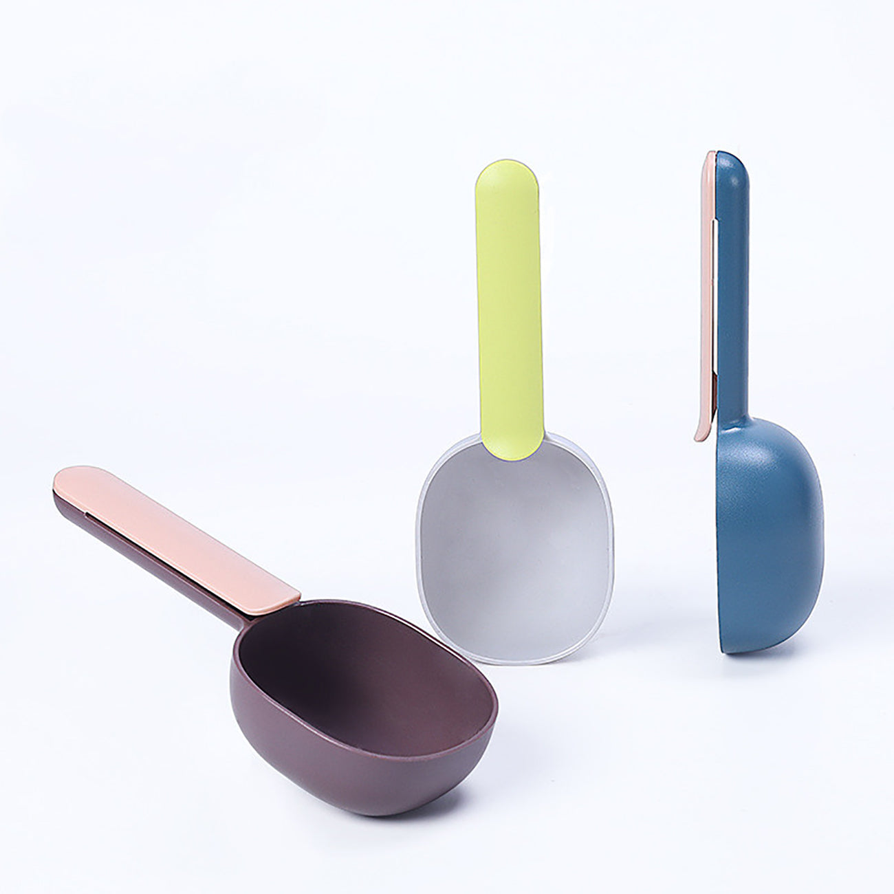 Ergonomic Pet Food Scoop with Clip Handle - Perfect for Cats, Puppies & Small Dogs - 1 Cup Measuring Spoon with Long Handle for Easy Feeding